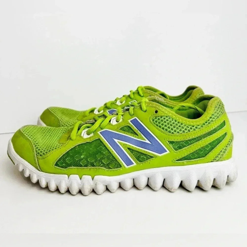 New Balance 1157 running shoe, neon green, Women’s Size 7